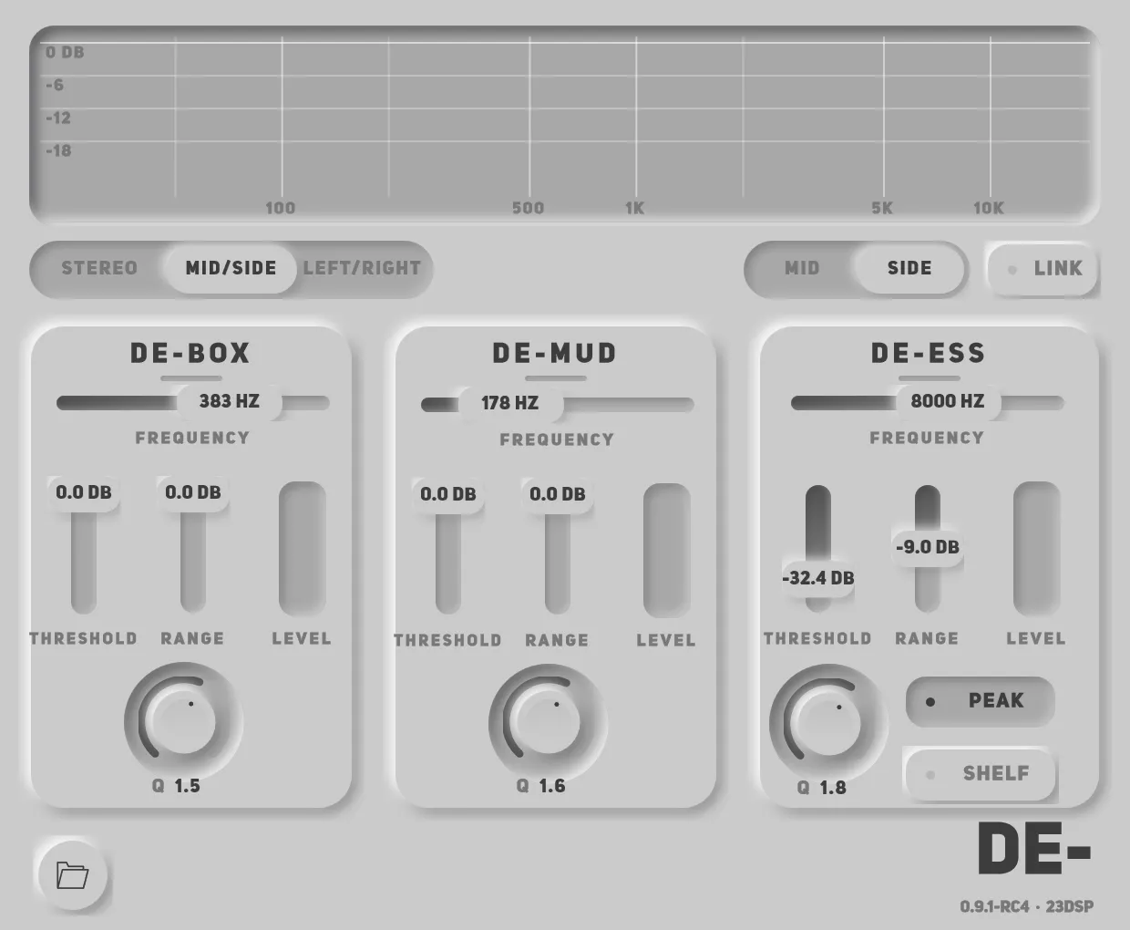 The DE-_1 interface in Mid/Side mode, with the Side channel selected and only the De-Ess section working